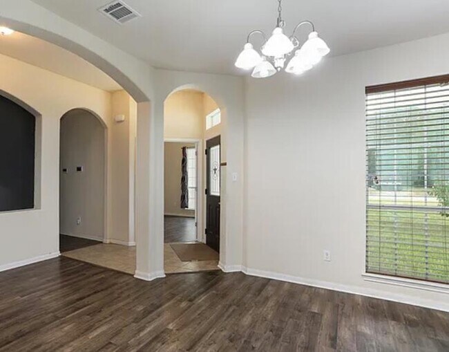 Foto del edificio - 313 S 6th St