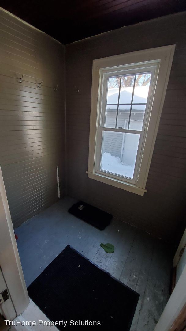 Foto del edificio - 3 br, 2 bath House - 1402 University Ave