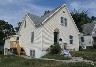 Building Photo - 701 Hickman Ave