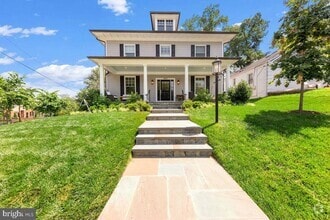 Building Photo - 4917 Bayard Blvd