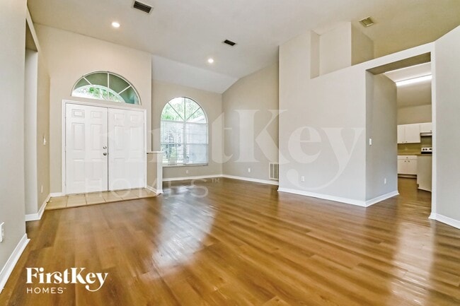 Foto del edificio - 4413 Winding River Dr