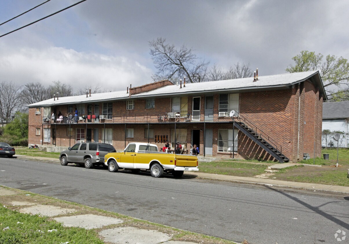 Foto principal - 1329 Mcmillan St