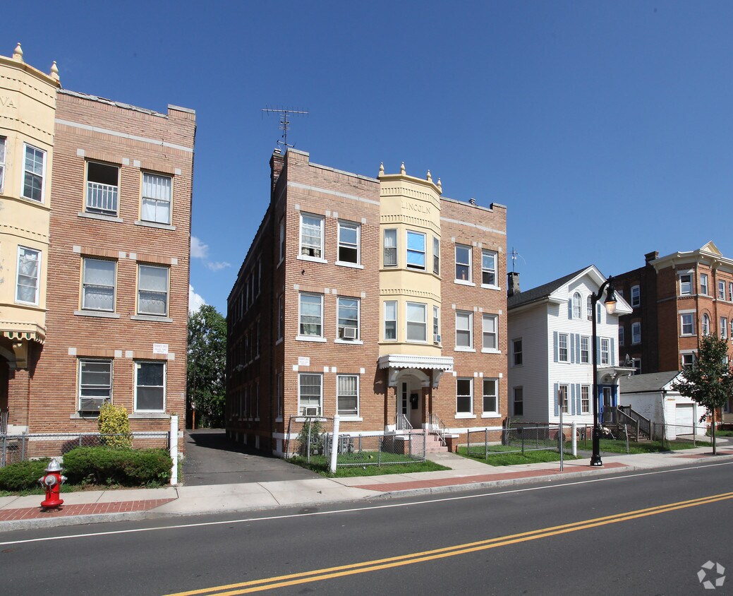 Building Photo - 169-171 Washington St