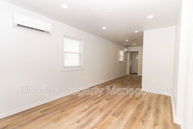 Foto del edificio - 1808 E 13th St