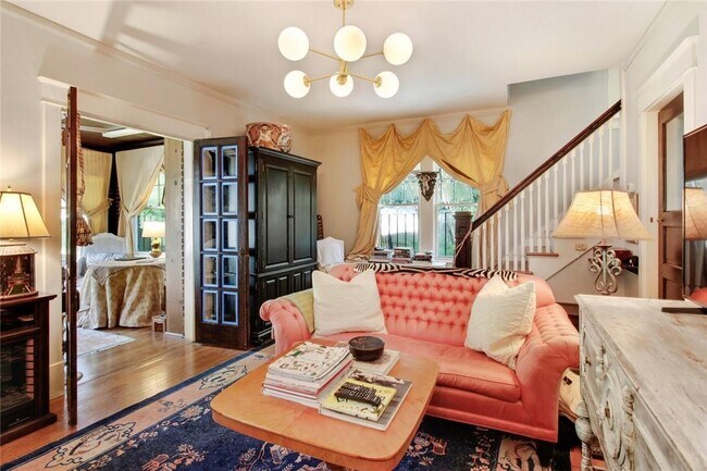 Foto del edificio - 1612 Skidaway Rd