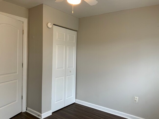 Building Photo - 808 NC-161
