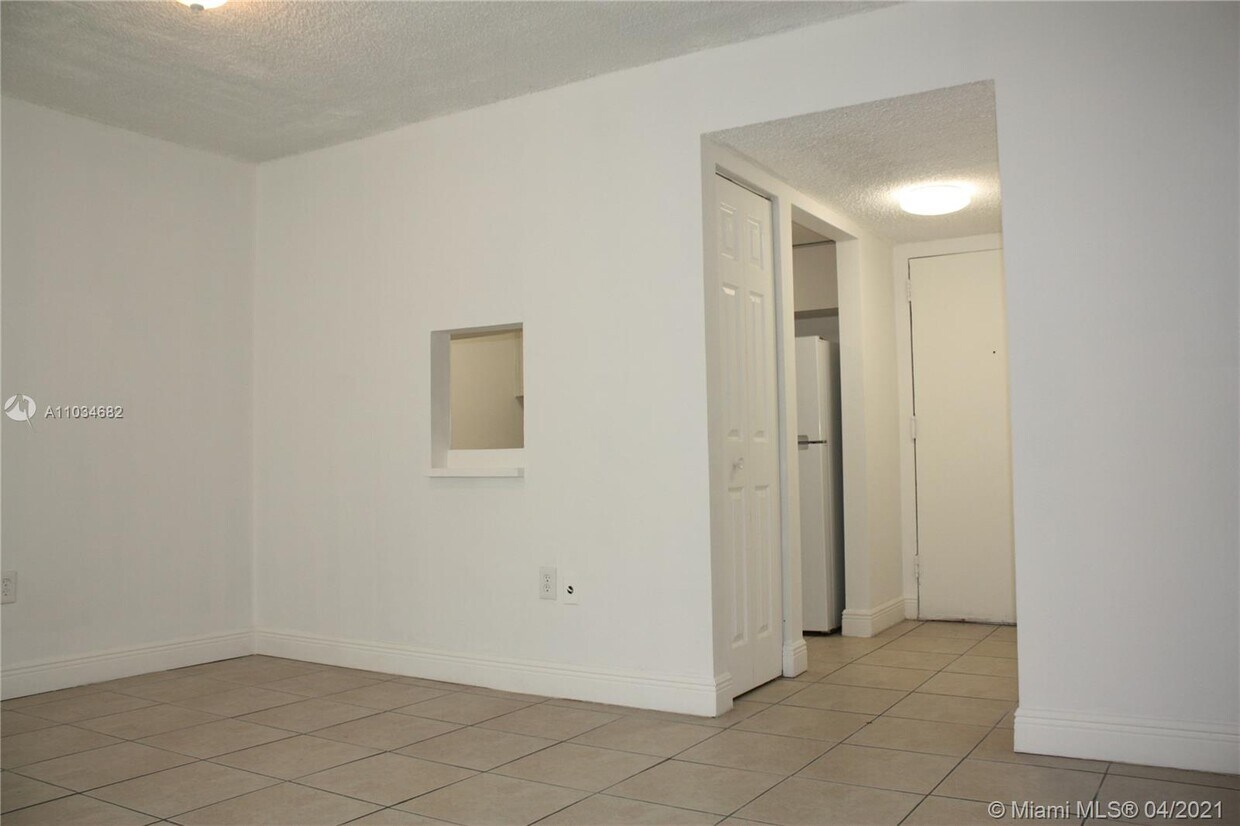 Foto principal - 11098 SW 107th St