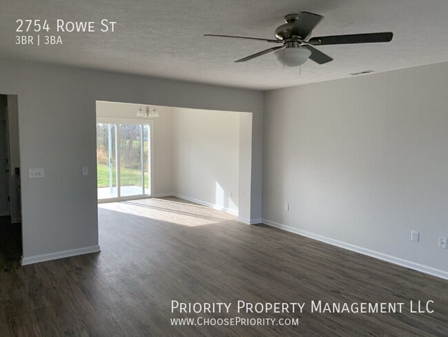 Building Photo - 2754 Rowe St