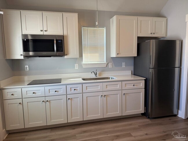 Foto del edificio - 2051 W Blount St