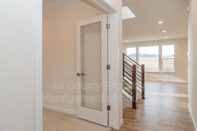 Building Photo - 153 Mohawk Cir