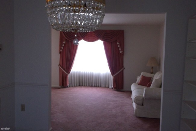 Foto del edificio - 10510 Nast Dr