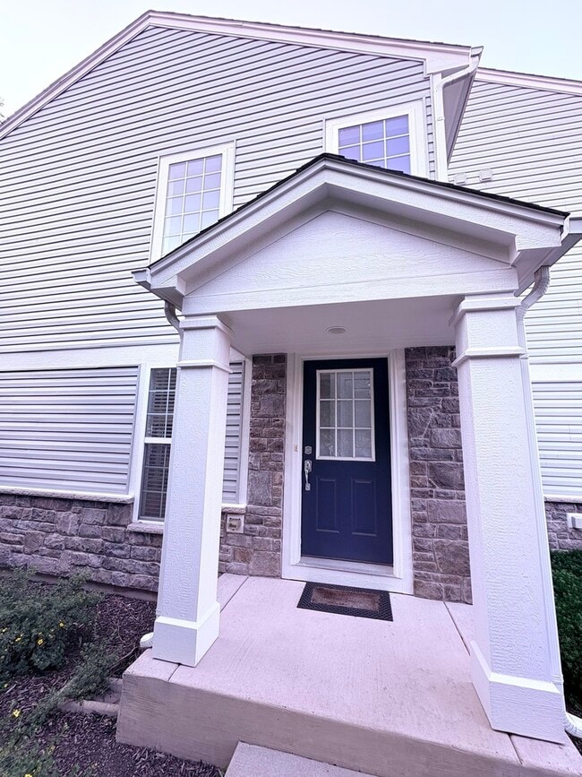 Building Photo - 241 Devoe Dr