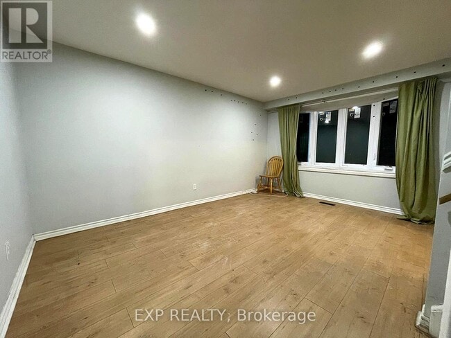 Building Photo - 184 Hollyberry Trail