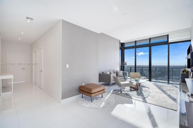 Foto del edificio - 88 SW 7th St