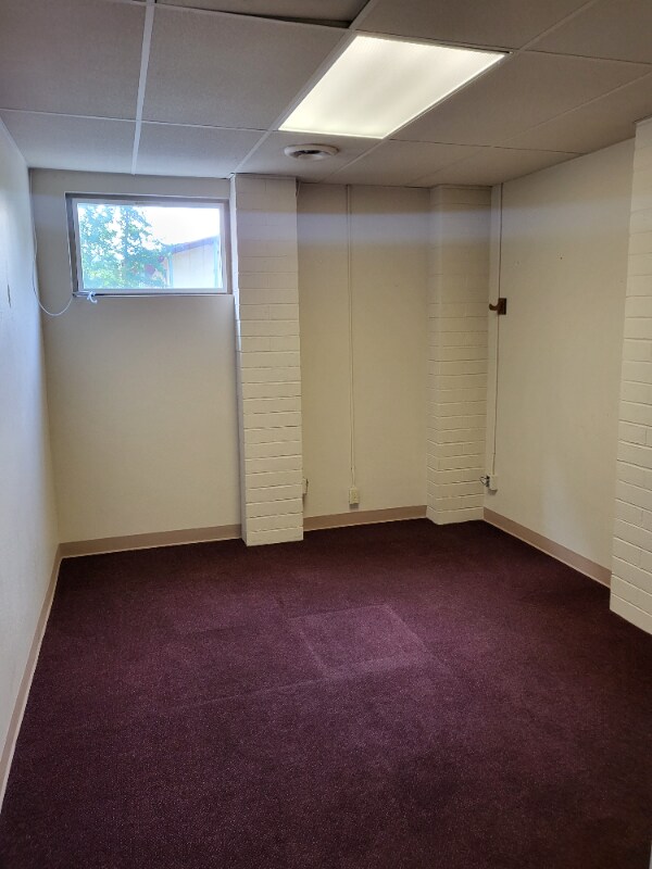 Building Photo - 836 CA-49