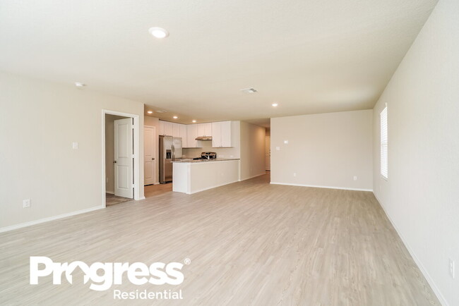 Building Photo - 3822 Trueta Pass
