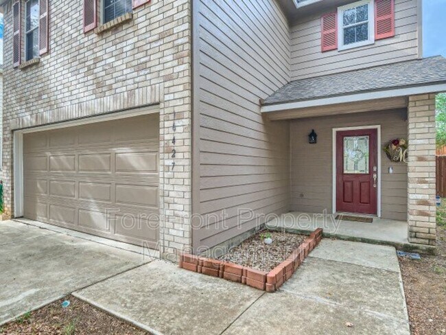 Foto del edificio - 16427 Kentucky Ridge