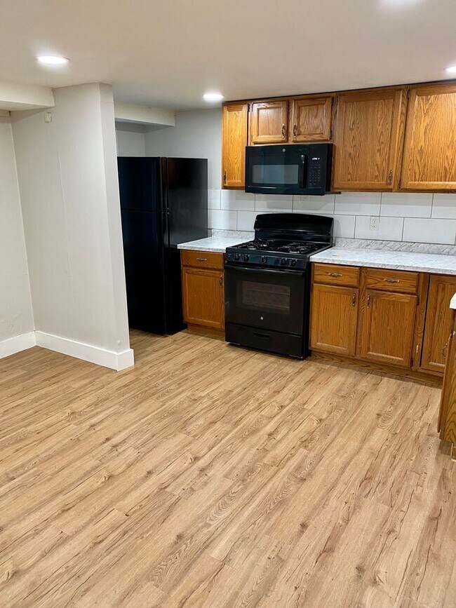Foto del edificio - 7558 Mayland St