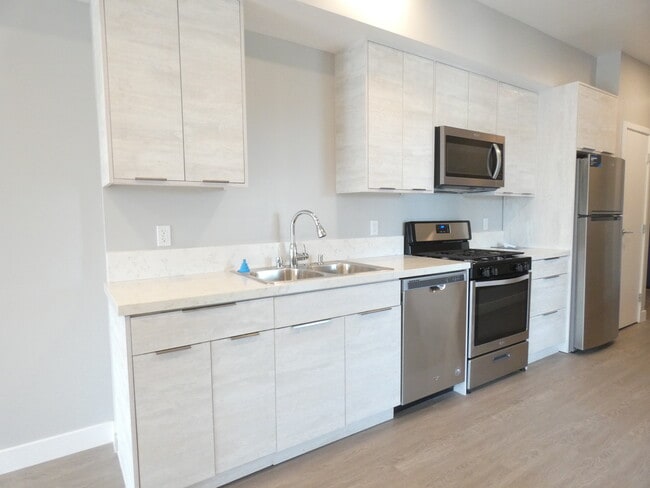 Building Photo - 11671 Erwin St