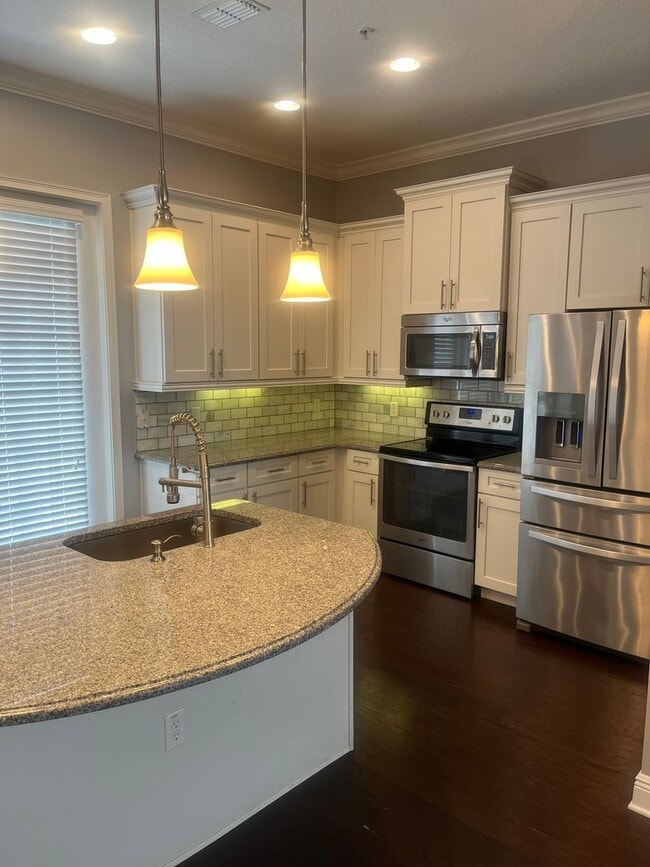 Building Photo - 12943 Cat's Claw Ln