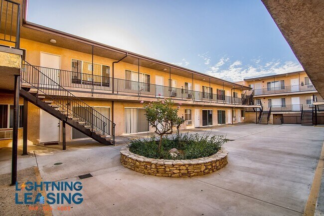 Foto del edificio - 20415 Cohasset St