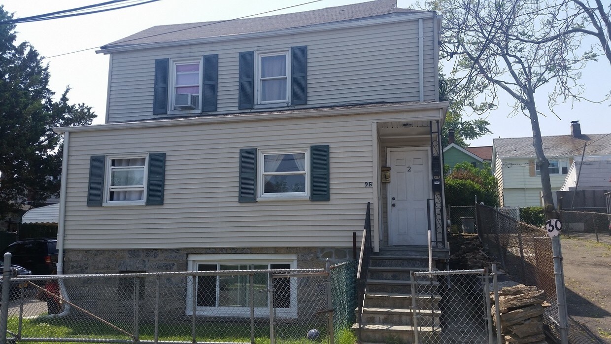 Primary Photo - 26 Palace Pl