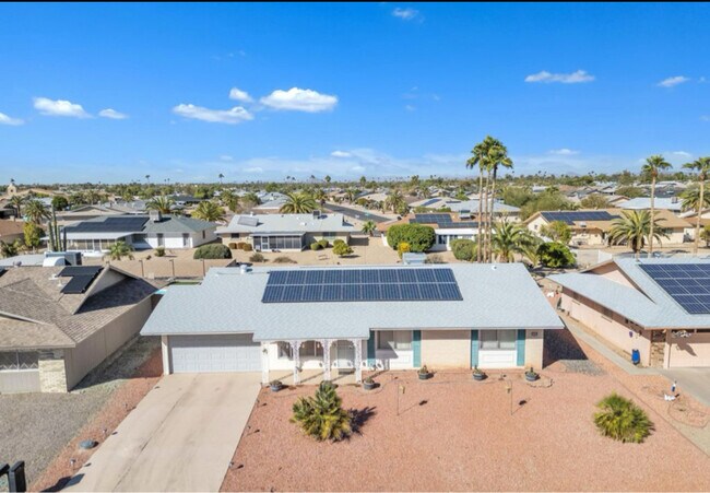 Foto del edificio - 13018 W Limewood Dr