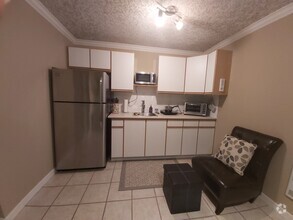 Building Photo - 439 Sands Crt