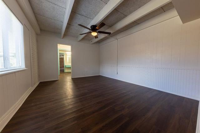 Foto del edificio - 5113 Donnelly Ave