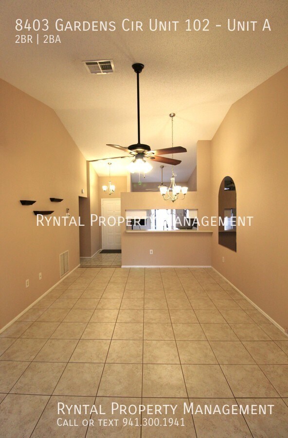 Foto del edificio - 8403 Gardens Cir