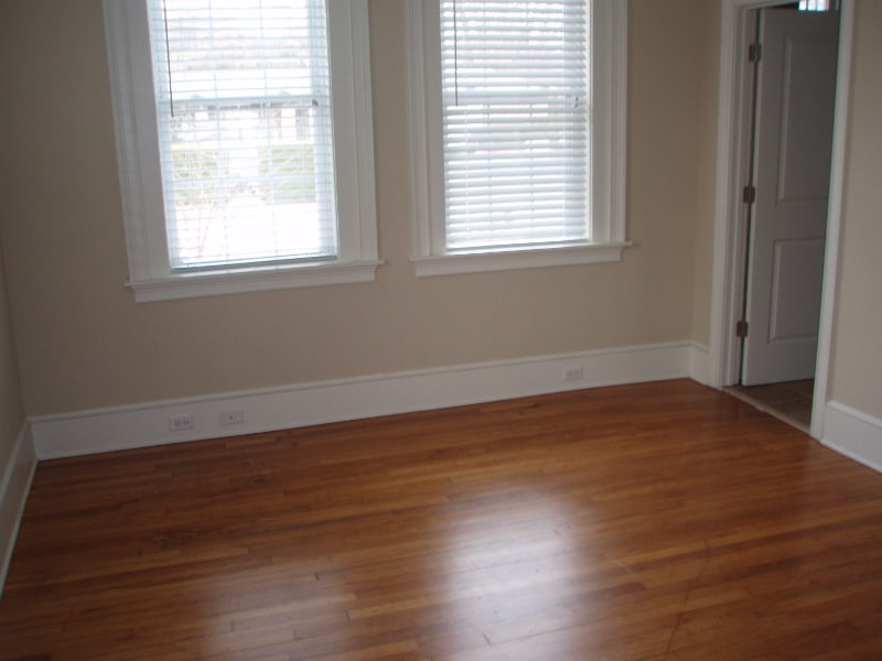 Foto principal - 616 5th Ave W