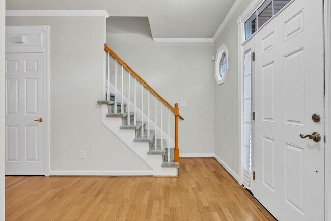 Building Photo - 2019 Soundings Cres Ct