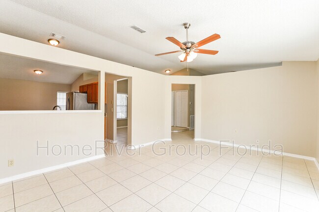 Foto del edificio - 1053 Seminole Creek Dr
