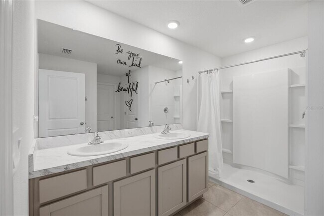 Foto del edificio - 9295 Van Allen Way