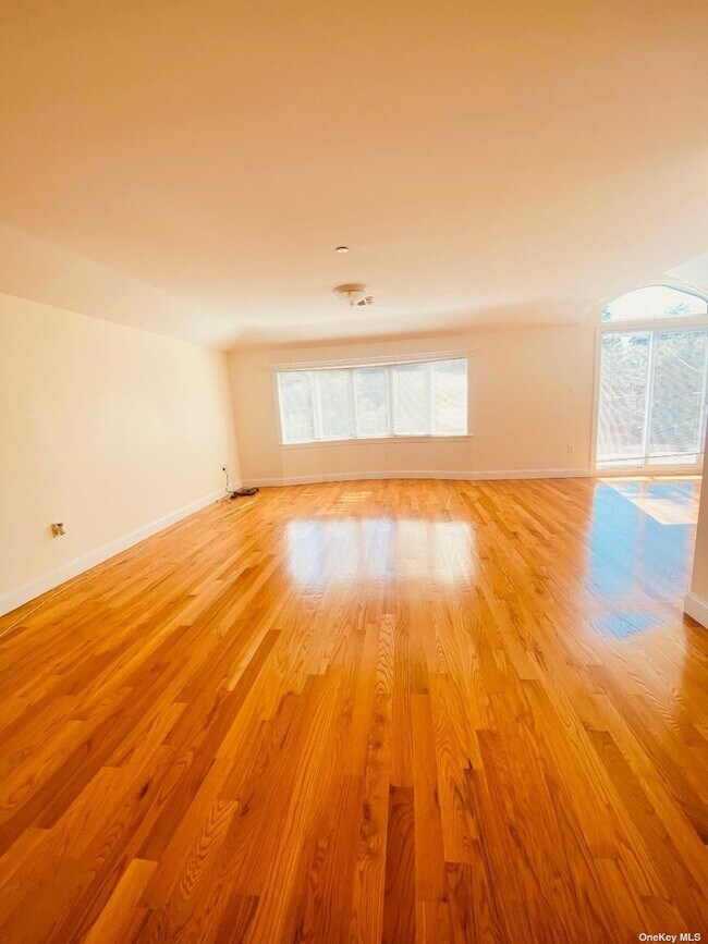 5722 256th St Unit 2Fl, Queens, NY 11362 Apartment for Rent in