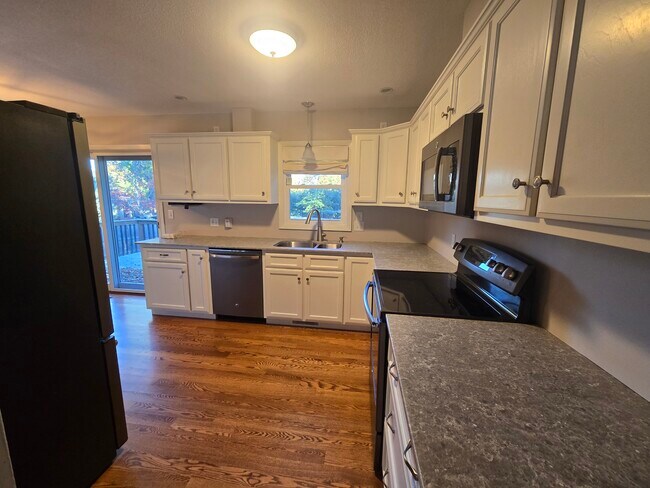 Foto del edificio - 711 Church St