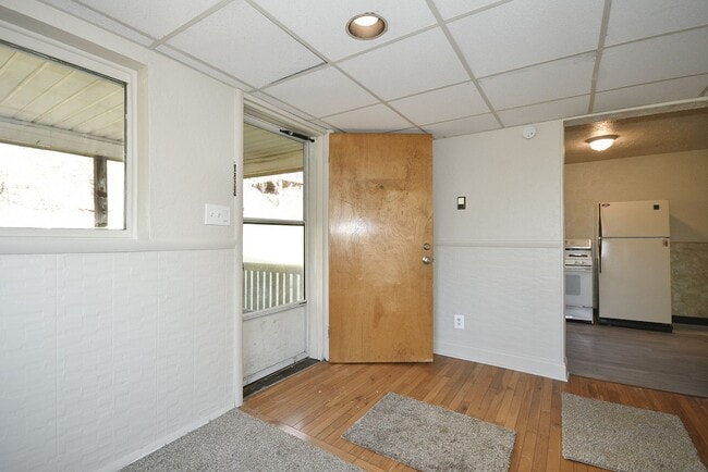 Building Photo - 741-743 Bower Hill Road