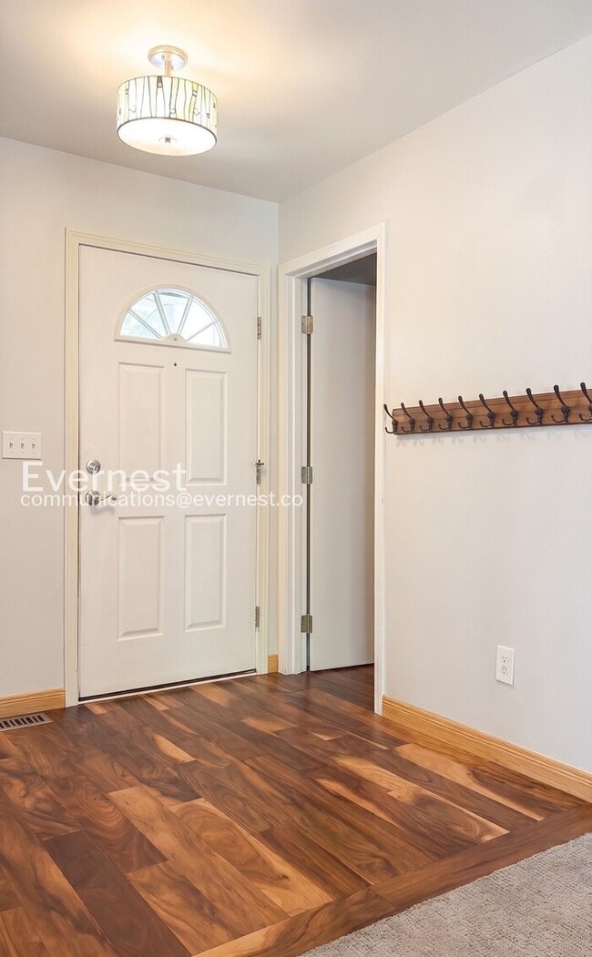 Foto del edificio - 24116 235th Ave SE