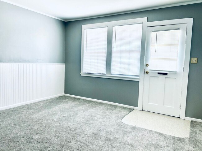 Foto del edificio - Move In Ready! 2 Bedroom House