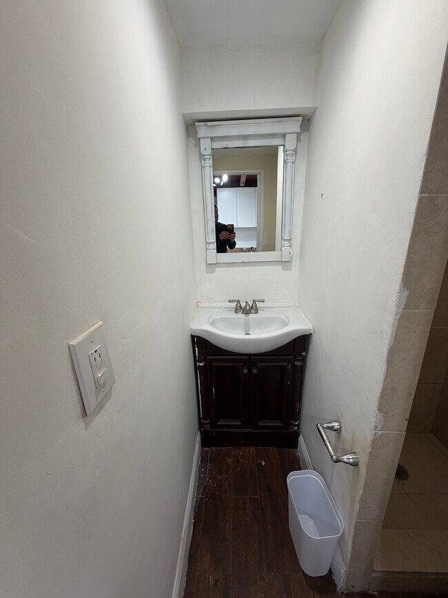 Foto del edificio - 1410 N 65th Ter