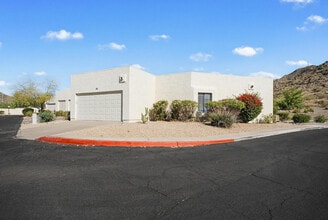 Building Photo - 316 E Turquoise Ave
