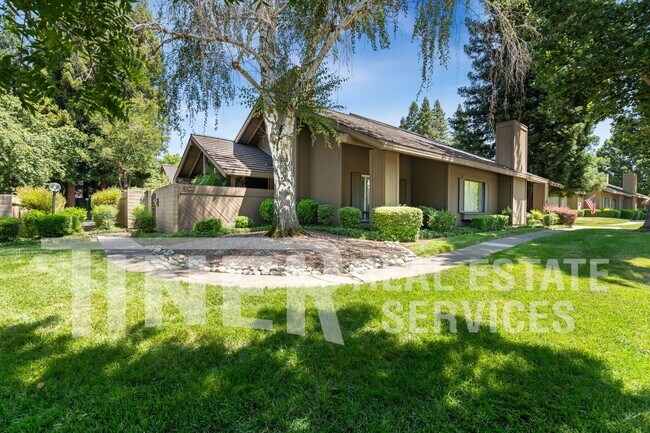 Foto del edificio - 11369 Gold Country Blvd