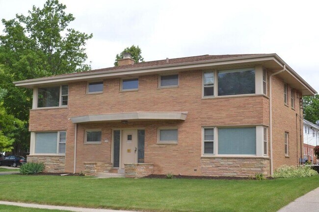 Foto del edificio - 7134 W Lakefield Dr