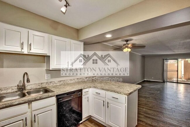 Foto del edificio - 810 E Colter St