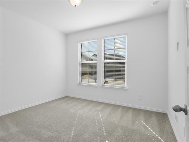 Building Photo - 1303 Wheelwright Dr