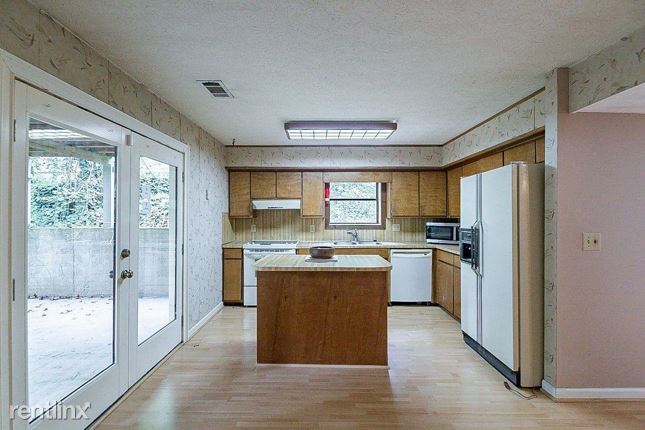 Foto del edificio - 3 br, 2 bath House - 4694 Shallowford Road