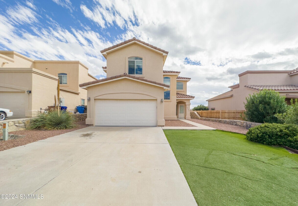 Foto principal - 3742 Piedras Negras Dr