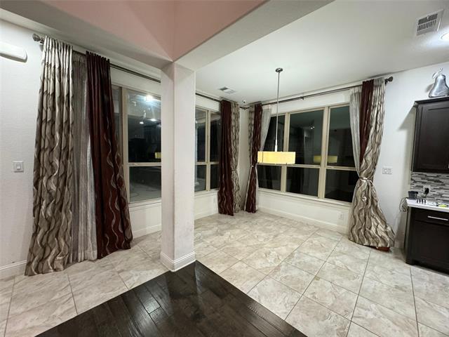 Foto del edificio - 7335 Ridgepoint Dr
