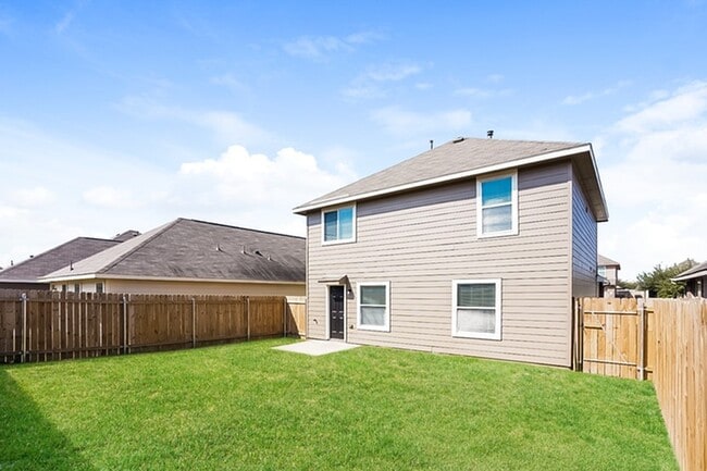 Building Photo - 19027 Brescia Ln