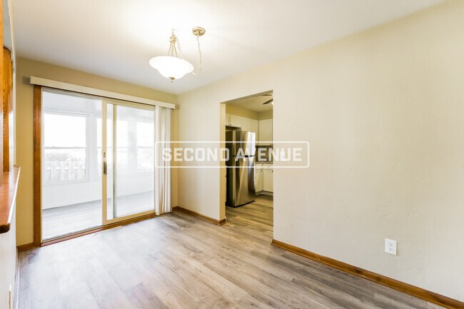 Building Photo - 465 Willow Ave